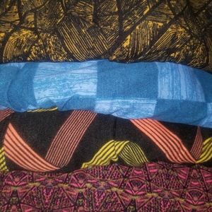 4 pair bundle of TC lularoe Leggings